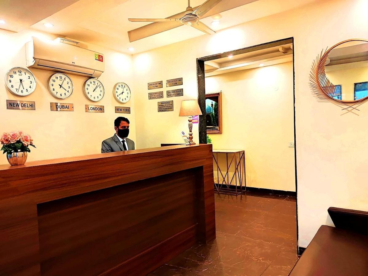 Hotel When In Gurgaon - Opposite To Artemis Hospital Exterior foto